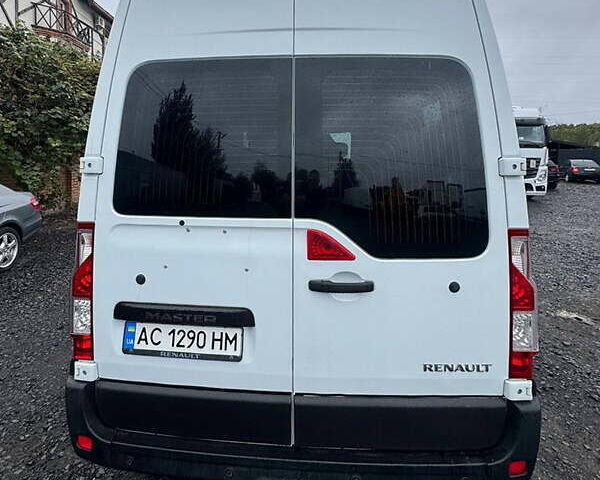 Белый Рено Мастер, объемом двигателя 2.3 л и пробегом 336 тыс. км за 20467 $, фото 5 на Automoto.ua