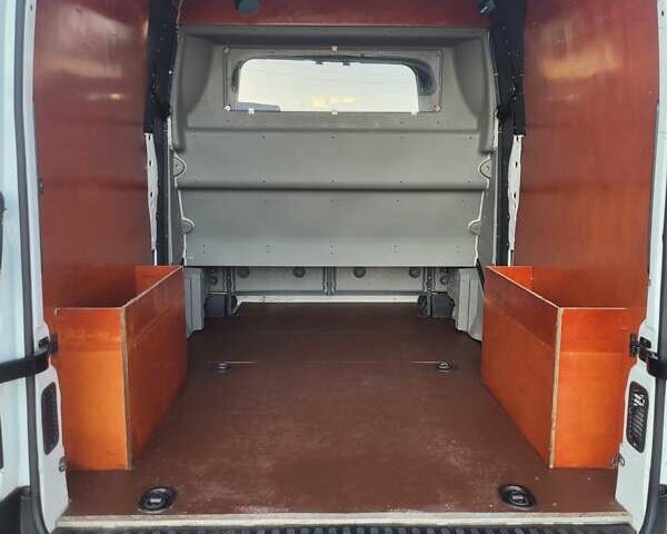 Белый Рено Мастер, объемом двигателя 2 л и пробегом 185 тыс. км за 17900 $, фото 36 на Automoto.ua