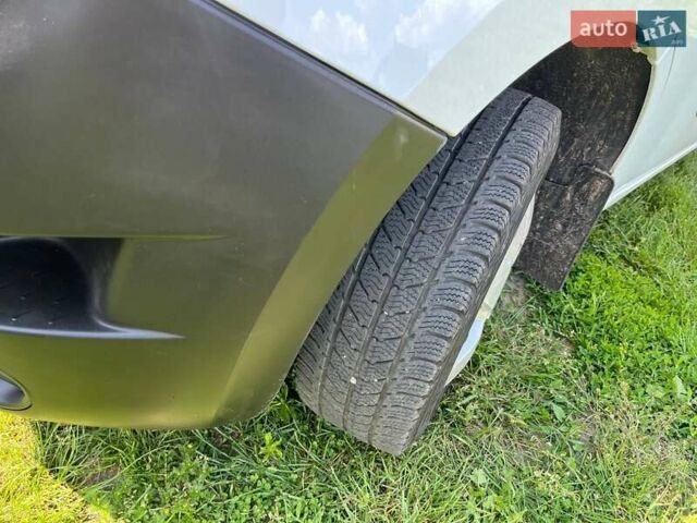 Белый Рено Мастер, объемом двигателя 2.3 л и пробегом 192 тыс. км за 19800 $, фото 17 на Automoto.ua