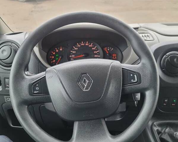 Белый Рено Мастер, объемом двигателя 2.3 л и пробегом 185 тыс. км за 18800 $, фото 60 на Automoto.ua