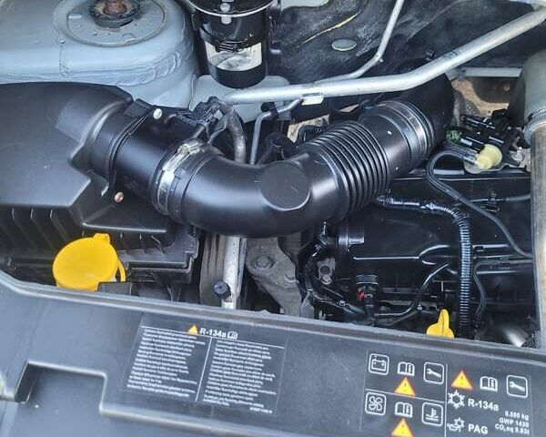 Белый Рено Мастер, объемом двигателя 2 л и пробегом 185 тыс. км за 17900 $, фото 11 на Automoto.ua