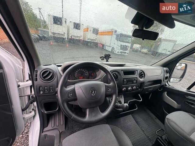 Белый Рено Мастер, объемом двигателя 2.3 л и пробегом 336 тыс. км за 20467 $, фото 13 на Automoto.ua