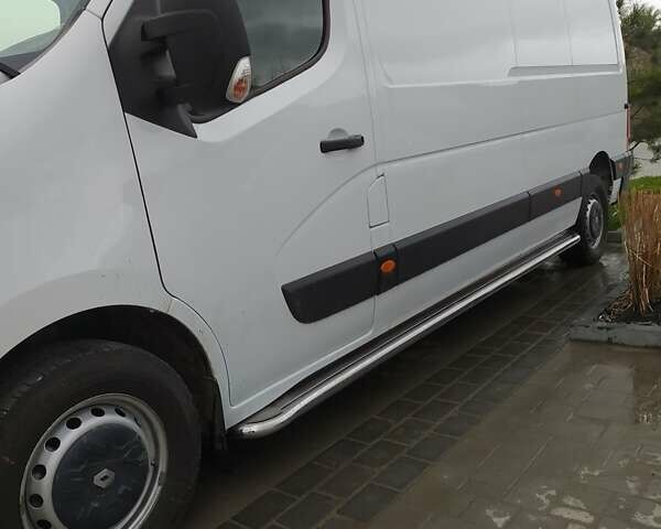 Белый Рено Мастер, объемом двигателя 2.3 л и пробегом 267 тыс. км за 21800 $, фото 96 на Automoto.ua