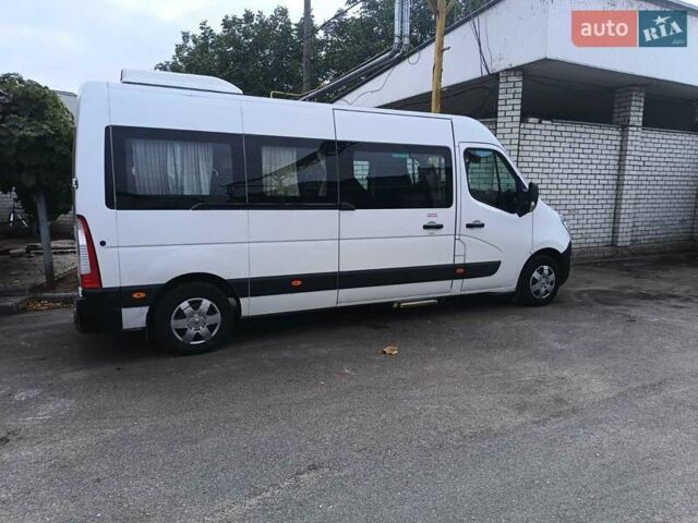 Белый Рено Мастер, объемом двигателя 2.3 л и пробегом 140 тыс. км за 20000 $, фото 6 на Automoto.ua