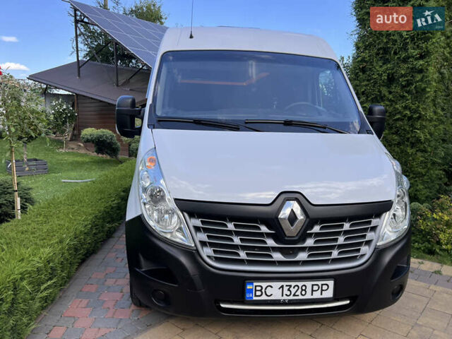Белый Рено Мастер, объемом двигателя 2.3 л и пробегом 267 тыс. км за 23500 $, фото 1 на Automoto.ua