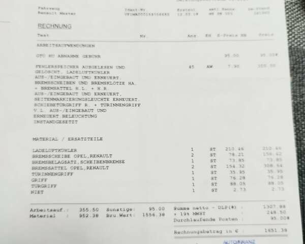 Белый Рено Мастер, объемом двигателя 2.4 л и пробегом 361 тыс. км за 9132 $, фото 6 на Automoto.ua