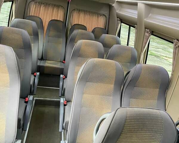 Белый Рено Мастер, объемом двигателя 2.3 л и пробегом 281 тыс. км за 19300 $, фото 8 на Automoto.ua