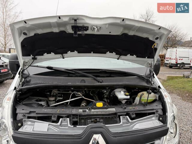 Білий Рено Мастєр, об'ємом двигуна 0 л та пробігом 200 тис. км за 20500 $, фото 24 на Automoto.ua