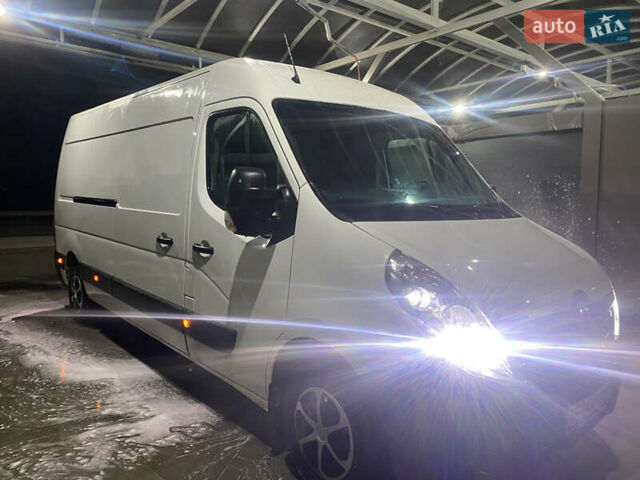 Белый Рено Мастер, объемом двигателя 2.3 л и пробегом 272 тыс. км за 16500 $, фото 3 на Automoto.ua