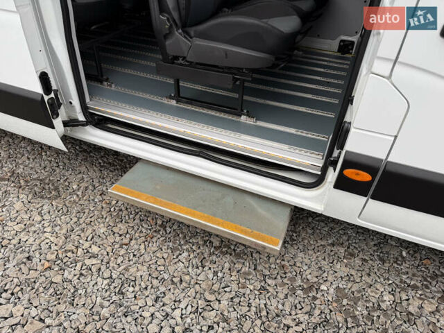 Білий Рено Мастєр, об'ємом двигуна 0 л та пробігом 200 тис. км за 20500 $, фото 16 на Automoto.ua