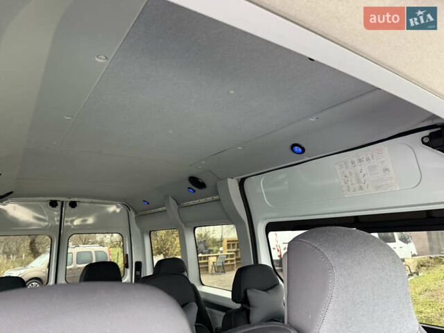 Білий Рено Мастєр, об'ємом двигуна 0 л та пробігом 200 тис. км за 20500 $, фото 30 на Automoto.ua