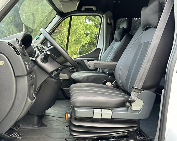 Рено Мастєр 2018 у Дубно на Automoto.ua Білий Рено Мастєр, об'ємом двигуна 2.3 л та пробігом 237 тис. км за 16500 $, фото 39 на Automoto.ua