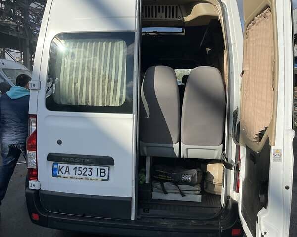 Білий Рено Мастєр, об'ємом двигуна 2.3 л та пробігом 140 тис. км за 23000 $, фото 8 на Automoto.ua