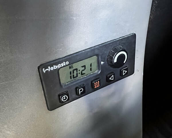 Белый Рено Мастер, объемом двигателя 2.3 л и пробегом 267 тыс. км за 23500 $, фото 51 на Automoto.ua