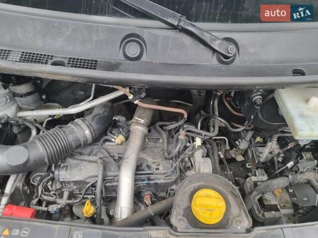 Белый Рено Мастер, объемом двигателя 2.3 л и пробегом 179 тыс. км за 23000 $, фото 20 на Automoto.ua