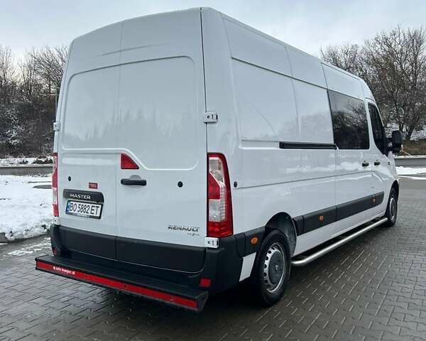 Белый Рено Мастер, объемом двигателя 2.3 л и пробегом 240 тыс. км за 22400 $, фото 70 на Automoto.ua