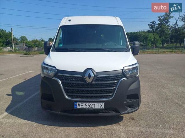 Белый Рено Мастер, объемом двигателя 2.3 л и пробегом 319 тыс. км за 26500 $, фото 4 на Automoto.ua