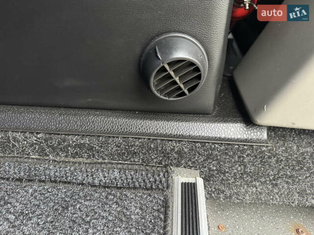 Белый Рено Мастер, объемом двигателя 2.3 л и пробегом 200 тыс. км за 33000 $, фото 10 на Automoto.ua