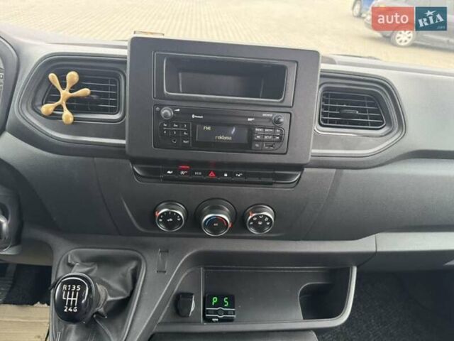 Білий Рено Мастєр, об'ємом двигуна 2.3 л та пробігом 500 тис. км за 29500 $, фото 8 на Automoto.ua