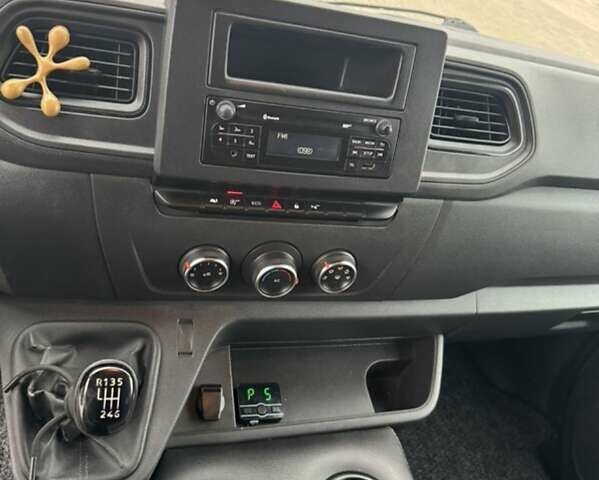 Білий Рено Мастєр, об'ємом двигуна 2.3 л та пробігом 500 тис. км за 29500 $, фото 13 на Automoto.ua