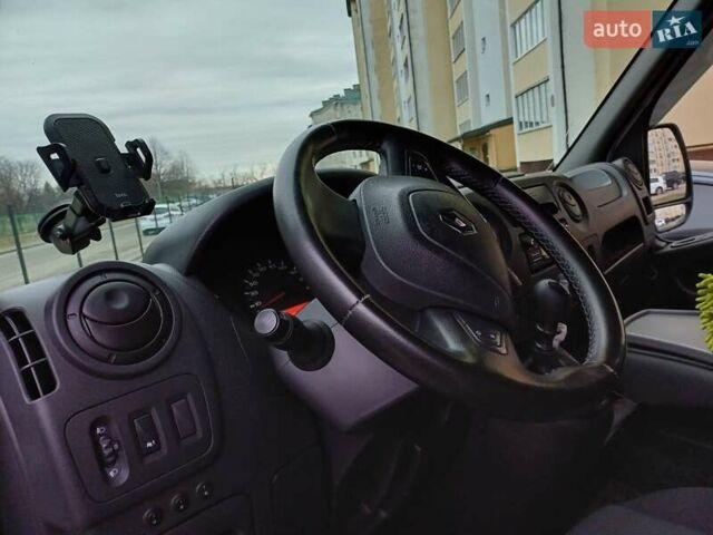 Белый Рено Мастер, объемом двигателя 2.3 л и пробегом 350 тыс. км за 19700 $, фото 31 на Automoto.ua