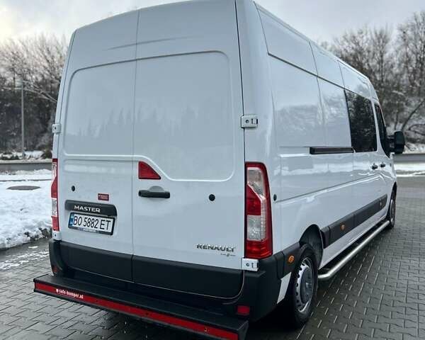 Белый Рено Мастер, объемом двигателя 2.3 л и пробегом 240 тыс. км за 22400 $, фото 56 на Automoto.ua