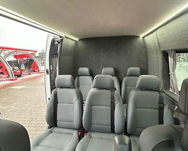 Белый Рено Мастер, объемом двигателя 2.3 л и пробегом 240 тыс. км за 22400 $, фото 17 на Automoto.ua