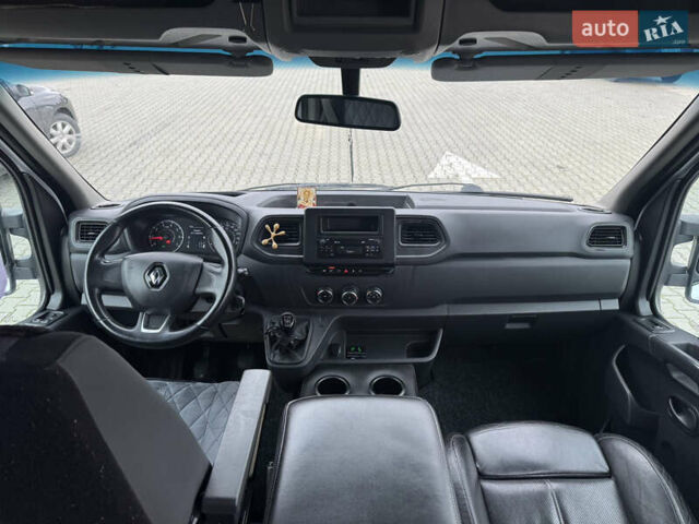 Белый Рено Мастер, объемом двигателя 2.3 л и пробегом 200 тыс. км за 33000 $, фото 15 на Automoto.ua