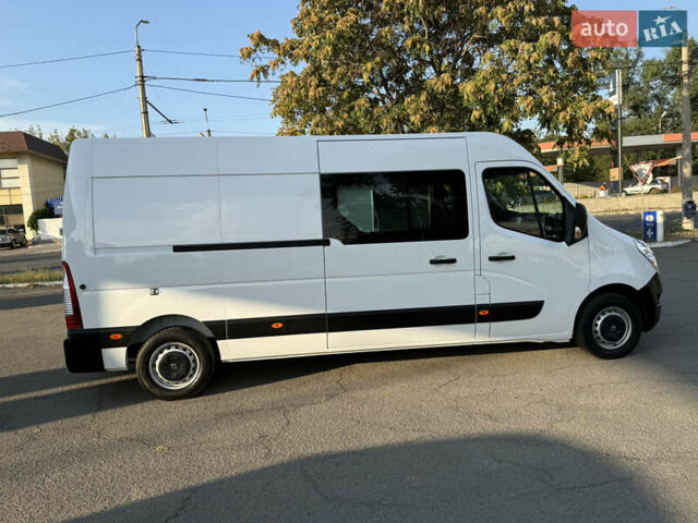 Белый Рено Мастер, объемом двигателя 2.3 л и пробегом 231 тыс. км за 20999 $, фото 20 на Automoto.ua