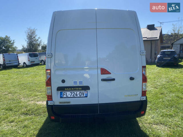 Белый Рено Мастер, объемом двигателя 2.3 л и пробегом 180 тыс. км за 20500 $, фото 5 на Automoto.ua