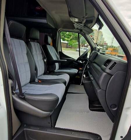 Білий Рено Мастєр, об'ємом двигуна 2.3 л та пробігом 195 тис. км за 28500 $, фото 5 на Automoto.ua