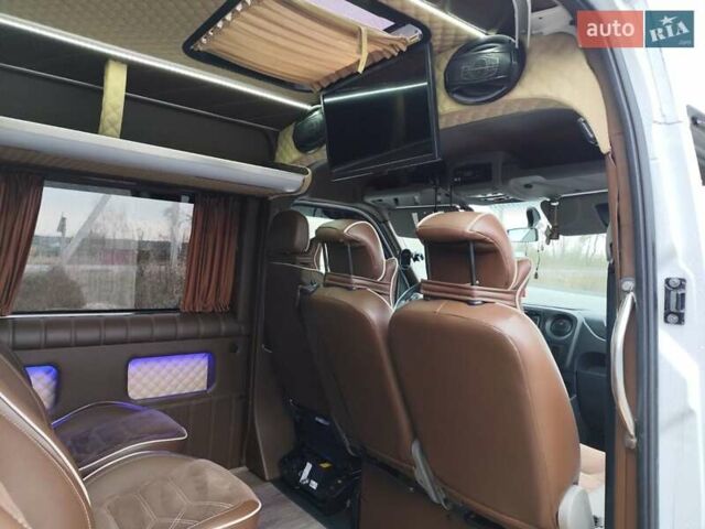 Белый Рено Мастер, объемом двигателя 2.3 л и пробегом 257 тыс. км за 27000 $, фото 3 на Automoto.ua