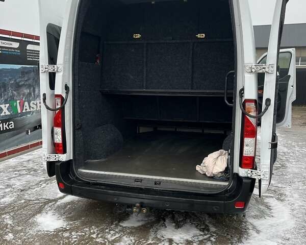 Білий Рено Мастєр, об'ємом двигуна 2.3 л та пробігом 347 тис. км за 28500 $, фото 14 на Automoto.ua
