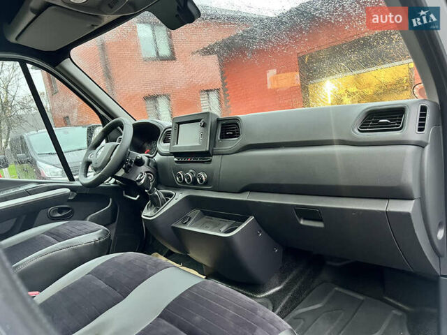 Белый Рено Мастер, объемом двигателя 2.3 л и пробегом 238 тыс. км за 24500 $, фото 10 на Automoto.ua