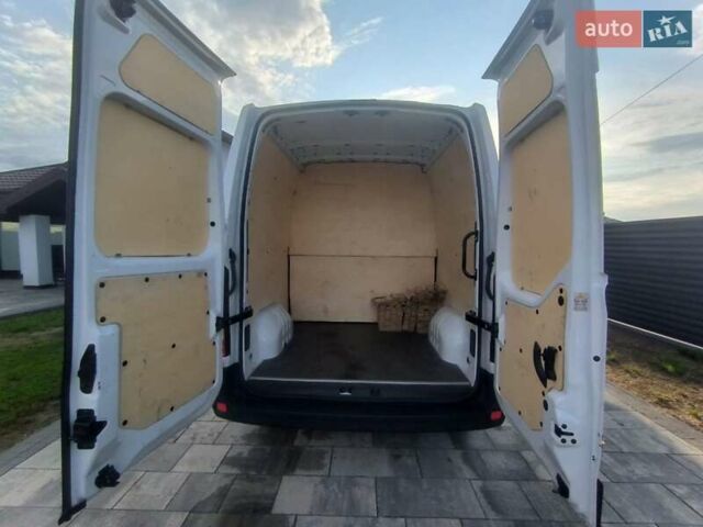 Білий Рено Мастєр, об'ємом двигуна 2.3 л та пробігом 248 тис. км за 28300 $, фото 2 на Automoto.ua