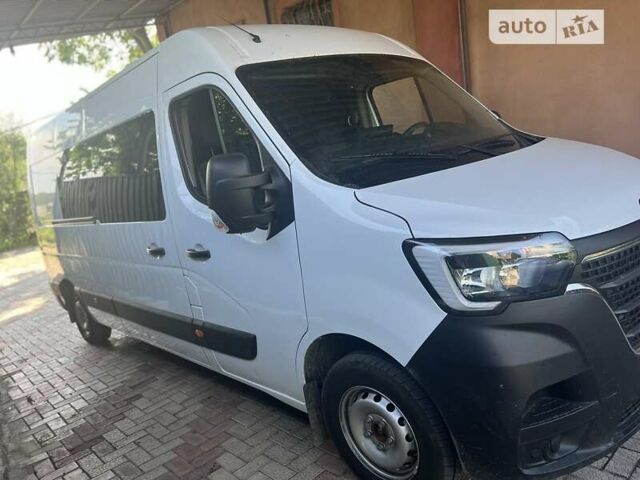 Белый Рено Мастер, объемом двигателя 2.3 л и пробегом 12 тыс. км за 35000 $, фото 2 на Automoto.ua