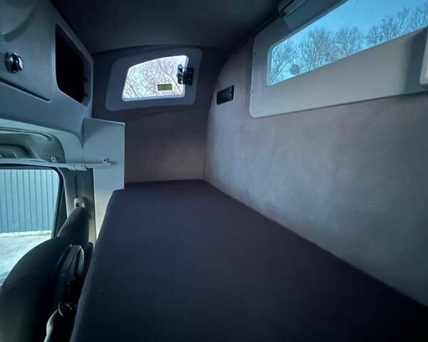 Чорний Рено Мастєр, об'ємом двигуна 2.3 л та пробігом 463 тис. км за 18800 $, фото 31 на Automoto.ua