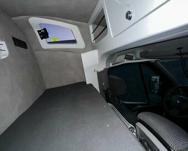 Чорний Рено Мастєр, об'ємом двигуна 2.3 л та пробігом 463 тис. км за 18800 $, фото 32 на Automoto.ua