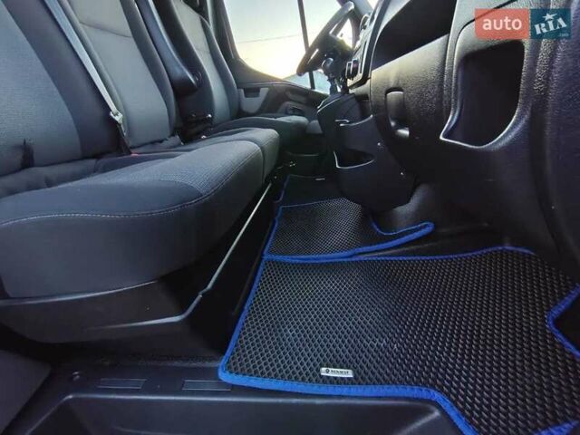 Чорний Рено Мастєр, об'ємом двигуна 2.3 л та пробігом 463 тис. км за 18800 $, фото 24 на Automoto.ua