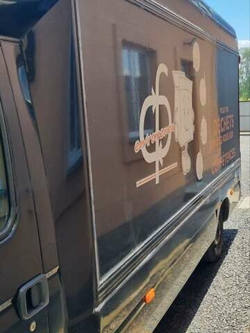 Черный Рено Мастер, объемом двигателя 3 л и пробегом 435 тыс. км за 10000 $, фото 17 на Automoto.ua