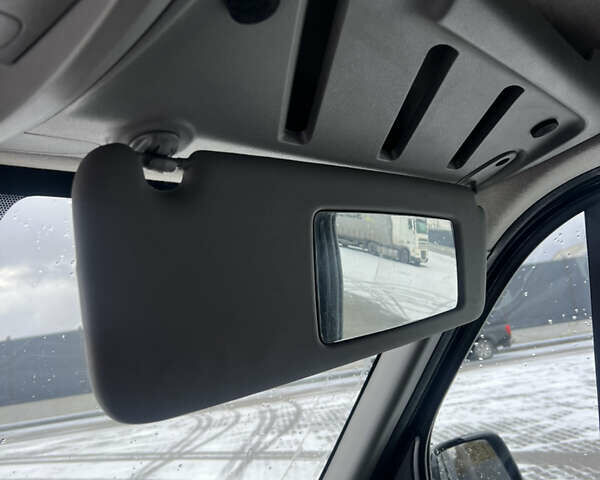 Чорний Рено Мастєр, об'ємом двигуна 2.3 л та пробігом 110 тис. км за 19555 $, фото 46 на Automoto.ua