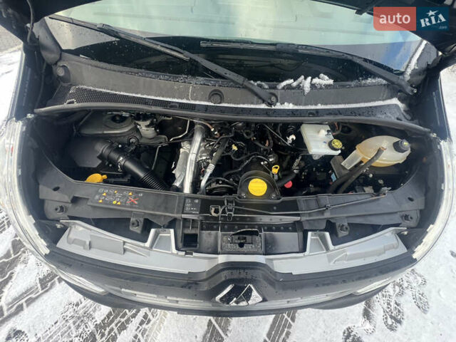 Черный Рено Мастер, объемом двигателя 2.3 л и пробегом 110 тыс. км за 19555 $, фото 51 на Automoto.ua