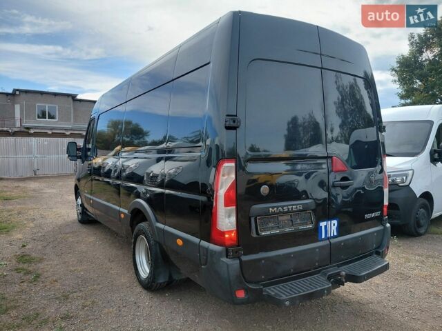 Черный Рено Мастер, объемом двигателя 2.3 л и пробегом 445 тыс. км за 14900 $, фото 2 на Automoto.ua