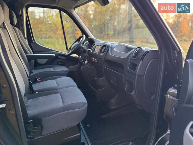 Чорний Рено Мастєр, об'ємом двигуна 2.3 л та пробігом 223 тис. км за 15900 $, фото 30 на Automoto.ua