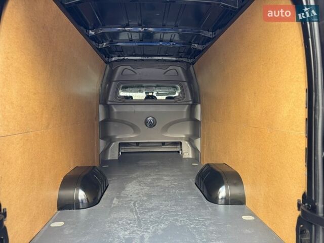 Черный Рено Мастер, объемом двигателя 2.3 л и пробегом 230 тыс. км за 21500 $, фото 51 на Automoto.ua