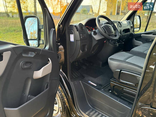 Чорний Рено Мастєр, об'ємом двигуна 2.3 л та пробігом 223 тис. км за 15900 $, фото 24 на Automoto.ua