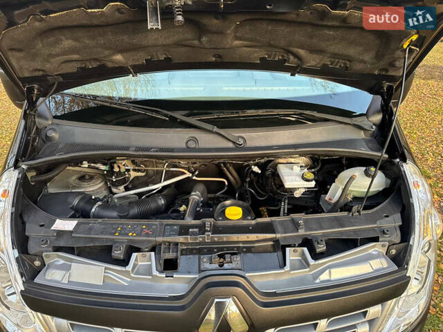 Чорний Рено Мастєр, об'ємом двигуна 2.3 л та пробігом 223 тис. км за 15900 $, фото 32 на Automoto.ua