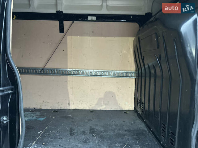 Черный Рено Мастер, объемом двигателя 2.3 л и пробегом 240 тыс. км за 19500 $, фото 16 на Automoto.ua