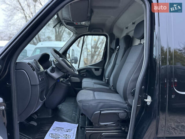 Черный Рено Мастер, объемом двигателя 2.3 л и пробегом 240 тыс. км за 19900 $, фото 11 на Automoto.ua