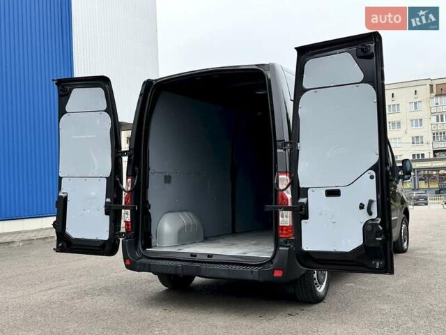 Черный Рено Мастер, объемом двигателя 2.3 л и пробегом 189 тыс. км за 16800 $, фото 17 на Automoto.ua